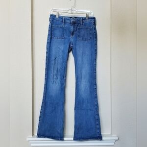 Hollister Ladies Low Rise Bootcut Jeans. Size 28x32
